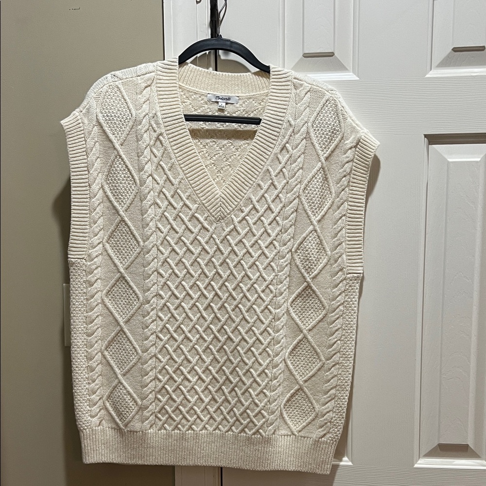 Madewell Women's Cream V-Neck Sweater Vest